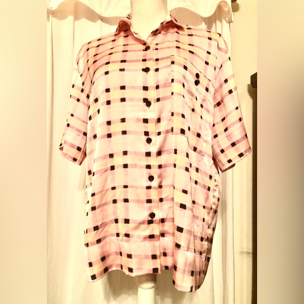 TOP SHOP Women’s Pink Plaid Blouse in size 4